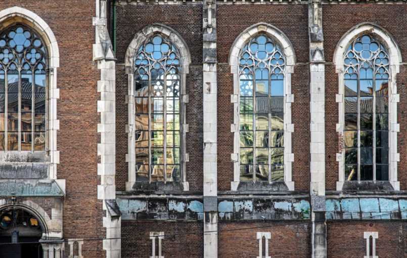 Why Historic Masonry Fails in Ways Modern Buildings Do Not